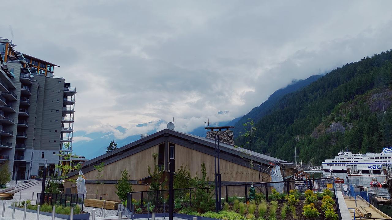 6409 Bay Street, West Vancouver, BC