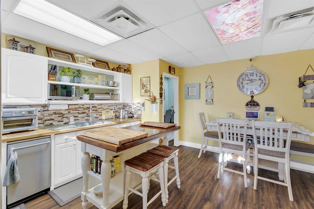 2023 20 Avenue, Bowden, AB