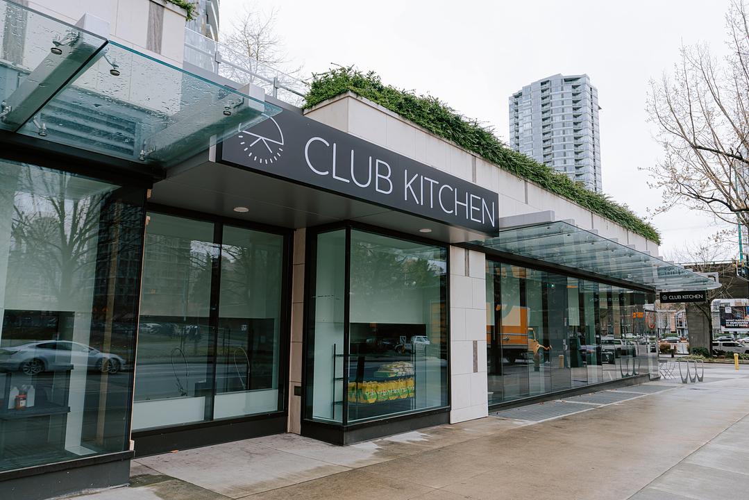 CRU5 - 988 Expo Boulevard, Vancouver, BC