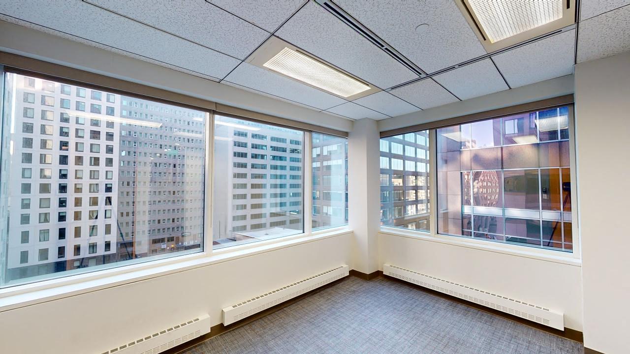 600 - 999 Boulevard De Maisonneuve Ouest, Montreal, QC