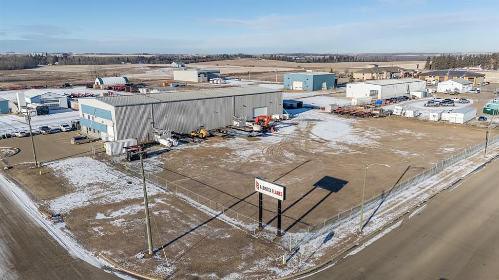 44 Avenue, Ponoka, AB