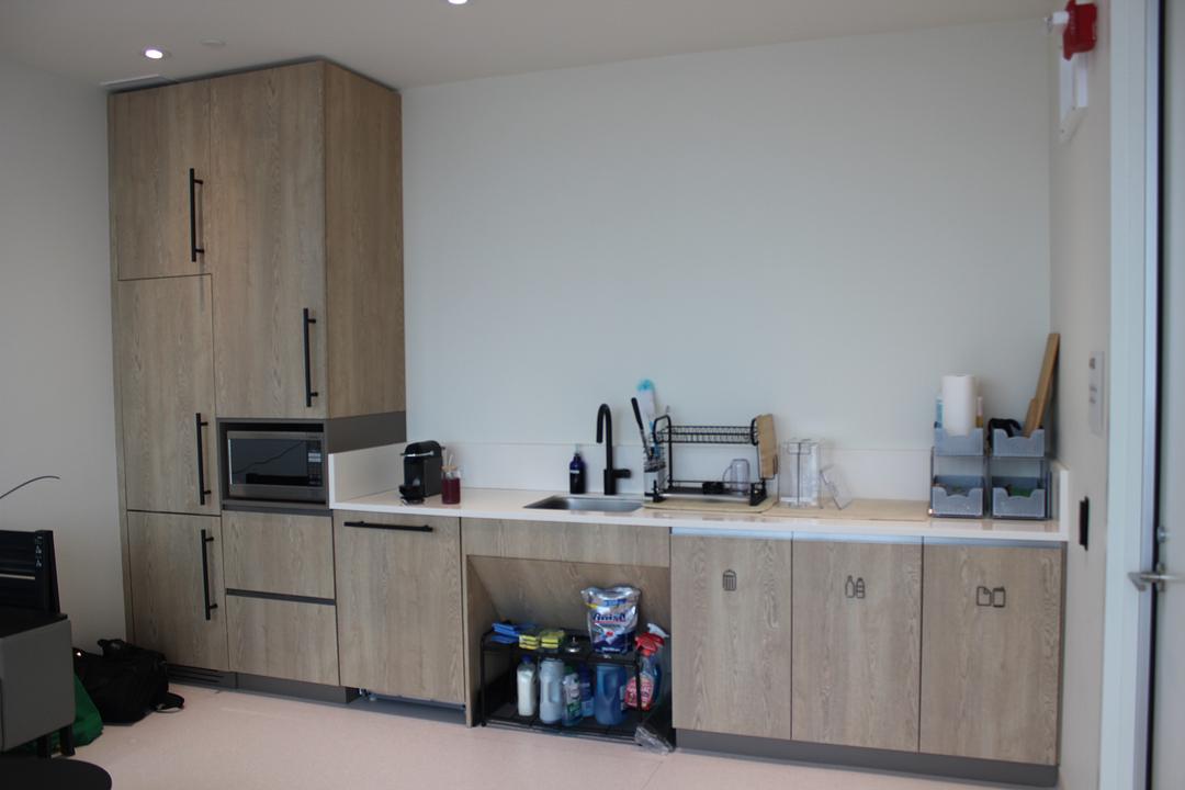 16766 Route Transcanadienne, Kirkland, QC