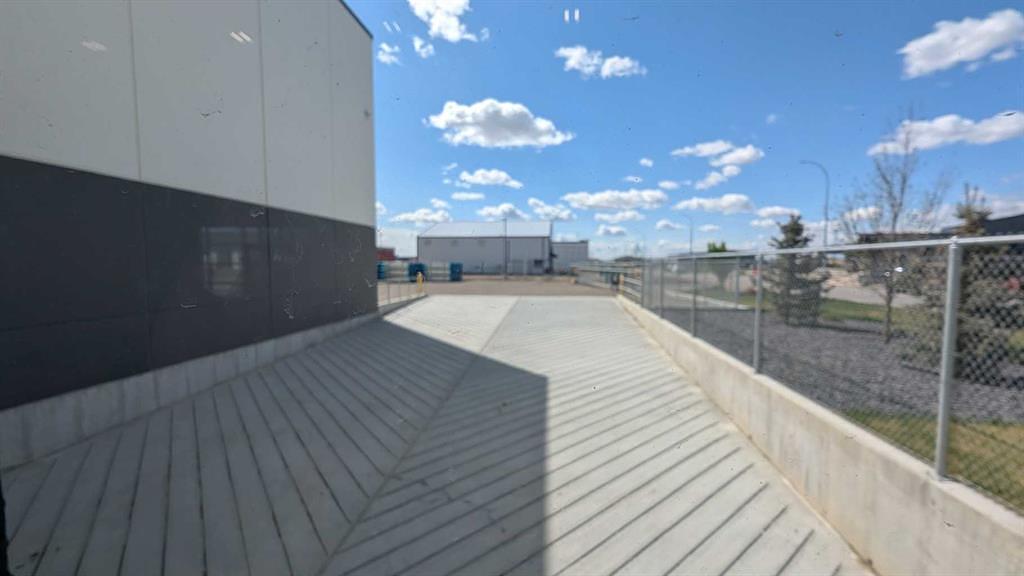 1027 11th Avenue, Coaldale, AB