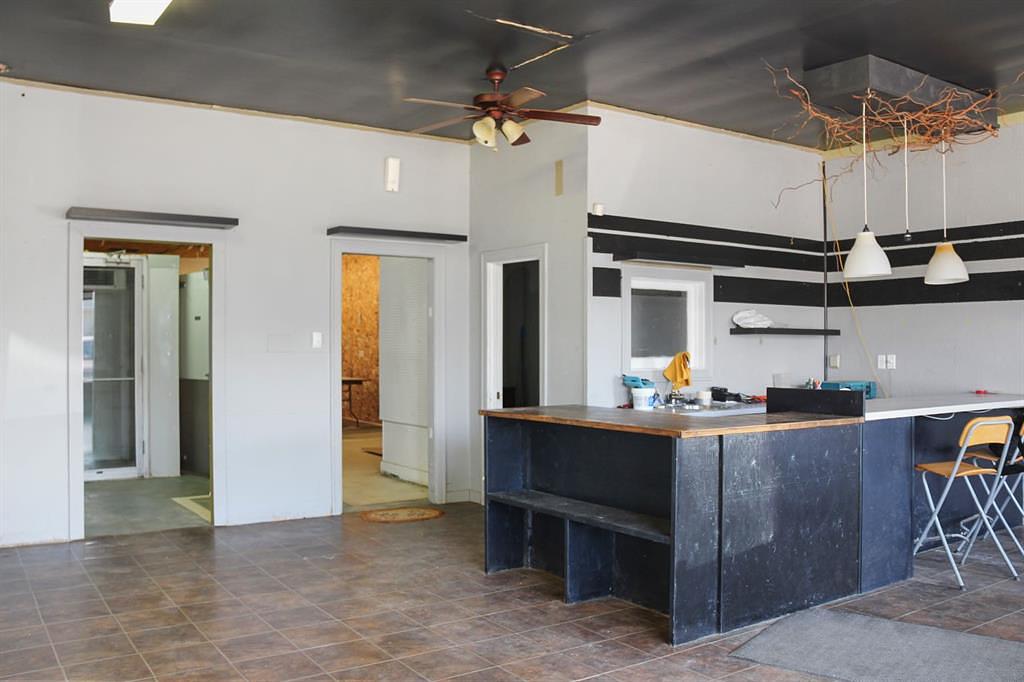 5213 50 Street, Viking, AB