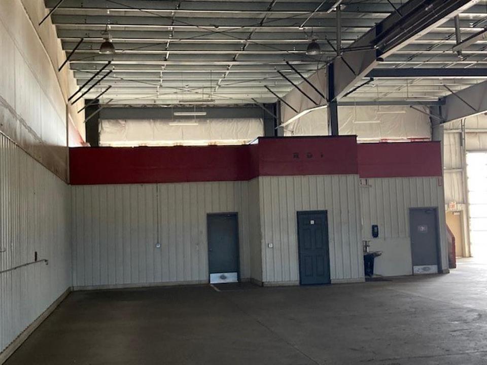 Bay #6 & 7 - 10602 79 Avenue, Clairmont, AB