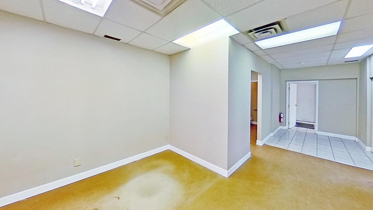 101 - 3424 27 Street Northeast, Calgary, AB