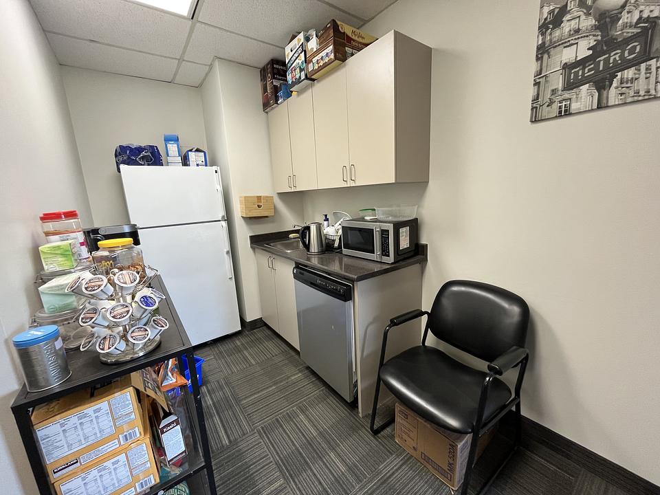 202 - 5399 Eglinton Avenue West, Toronto, ON