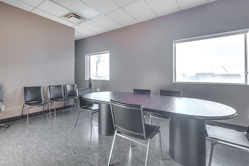 44 Avenue, Ponoka, AB