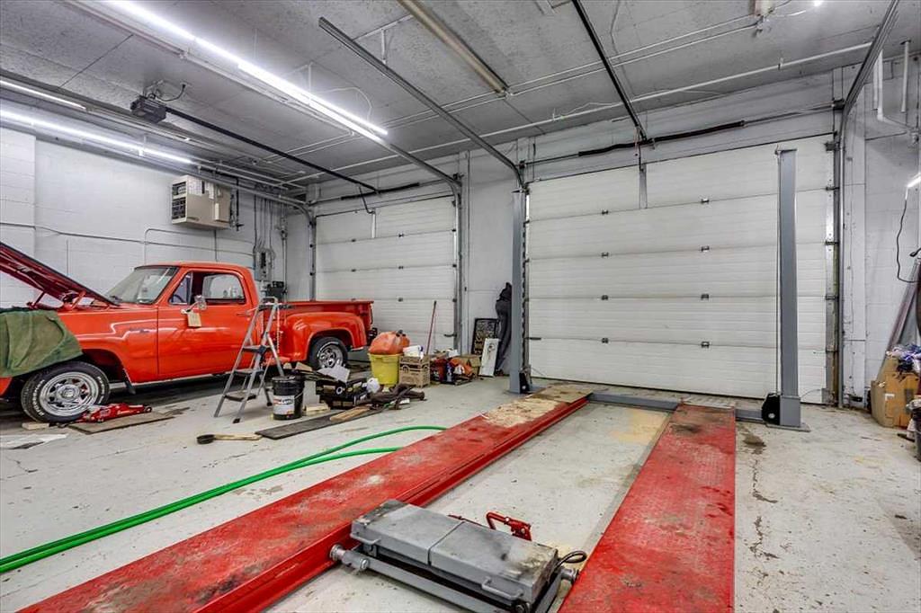 4831 Main Street, Alix, AB