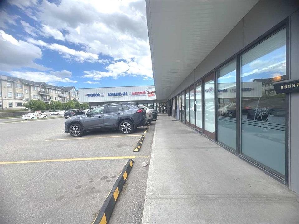 10 - 11225 30 Street Southwest, Calgary, AB