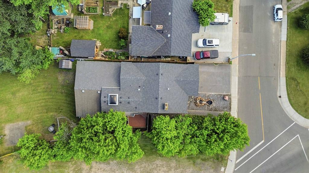 98 Hill Drive, Fort McMurray, AB
