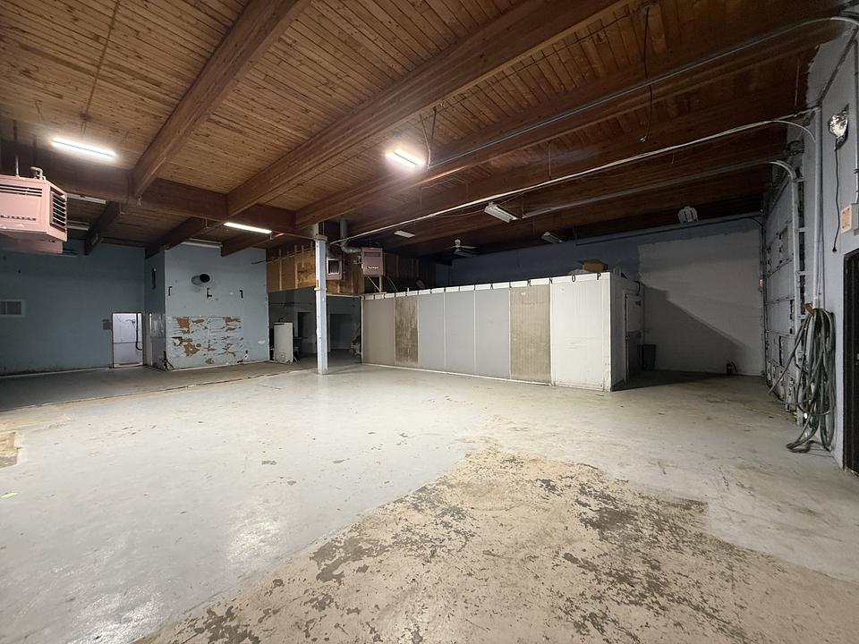 10755 City Parkway, Surrey, BC