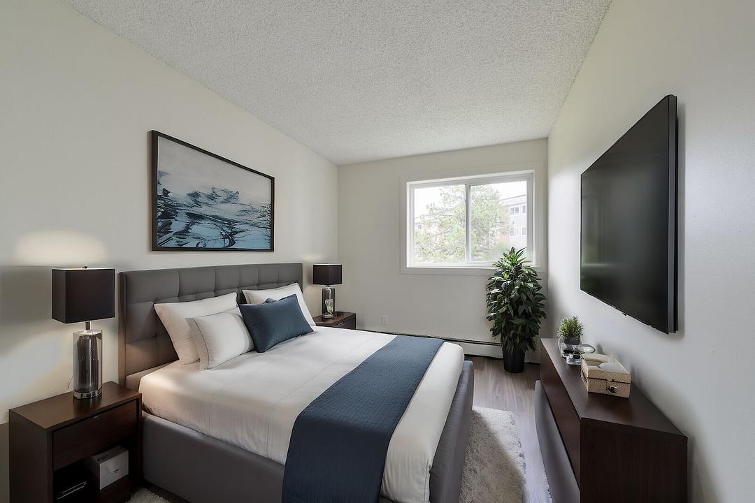 11915 34 Street Northwest, Edmonton, AB