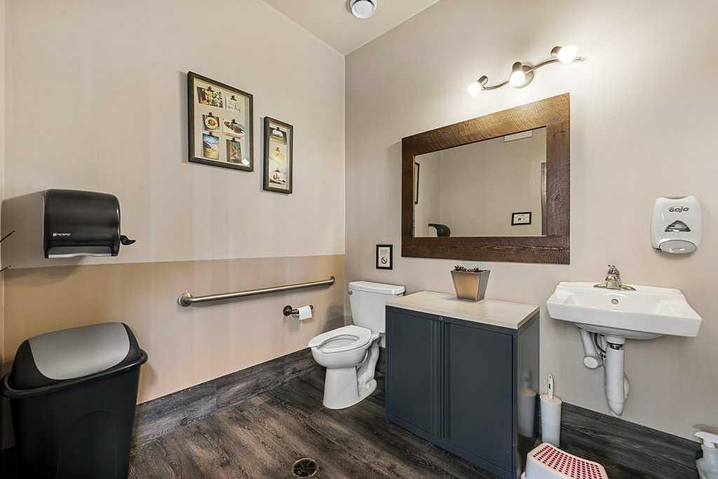2 - 110 Commercial Drive, Calgary, AB