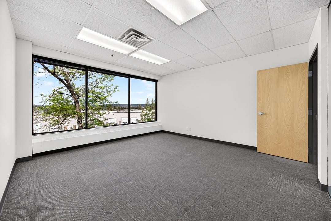 1565 27 Avenue Northeast, Calgary, AB