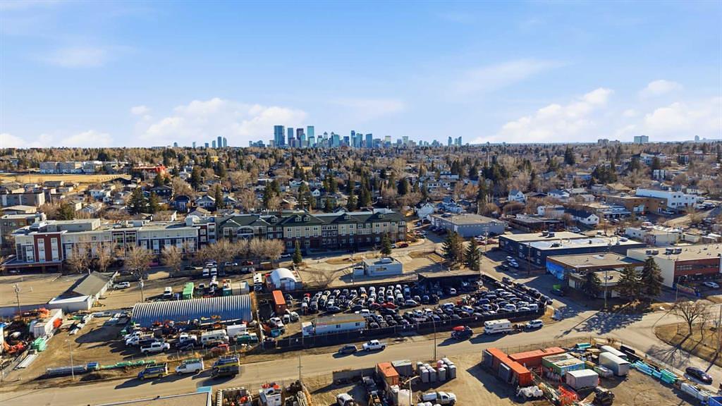 319 36 Avenue Northeast, Calgary, AB