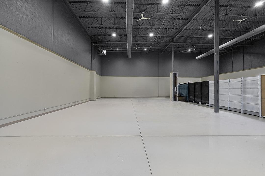 4297 - 4273 Autoroute des Laurentides, Laval, QC