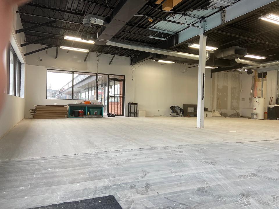 2208 Saint Joseph Boulevard, Ottawa, ON
