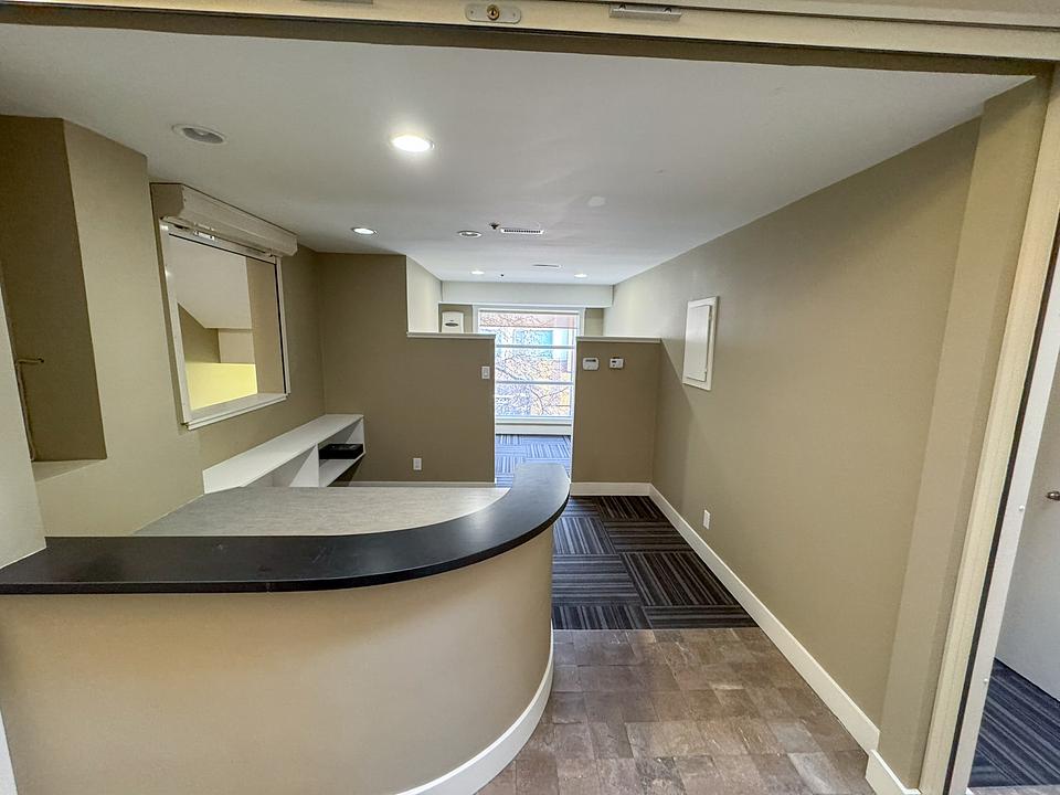 1125 Kensington Road Northwest, Calgary, AB