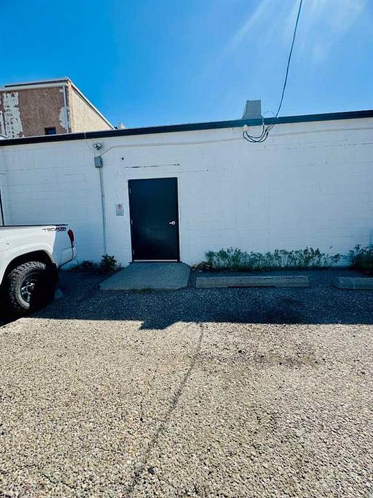 256 13 Street North, Lethbridge, AB
