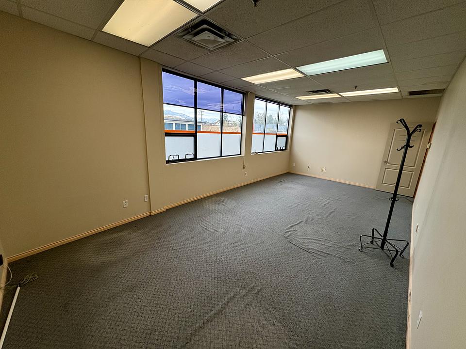 200 - 22722 Lougheed Hwy, Maple Ridge, BC