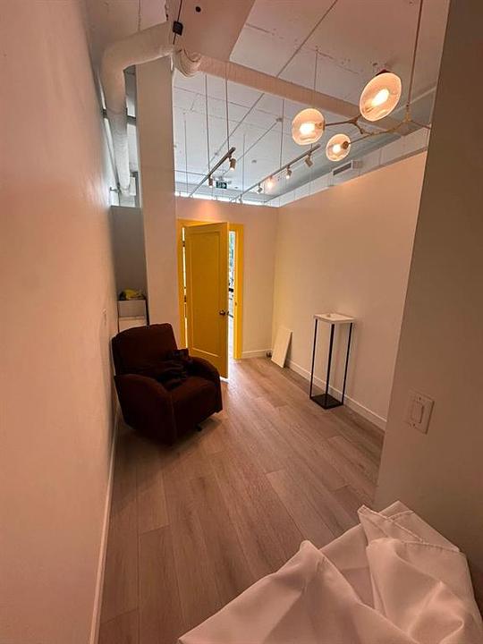4535 Bowness Road Northwest, Calgary, AB