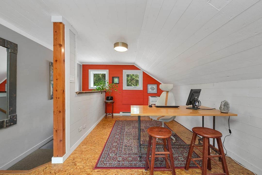 454 Village Bay Road, Mayne Island, BC