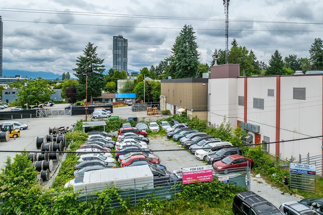 13661 104A AVENUE, Surrey, BC