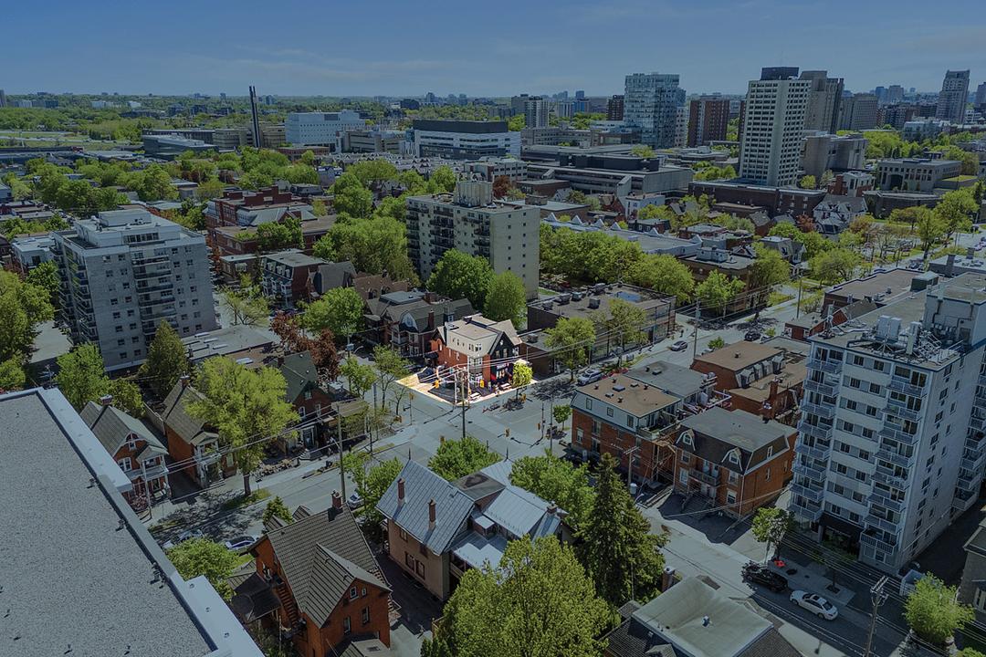 238 Laurier Avenue East, Ottawa, ON