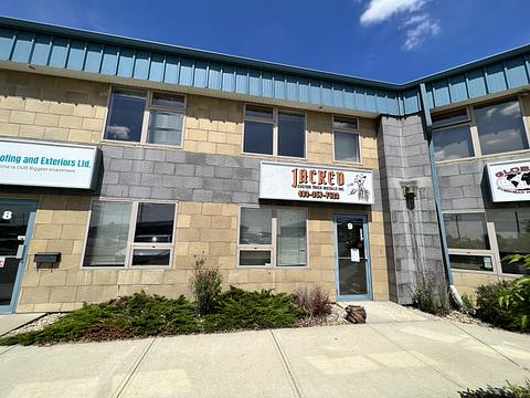 7471 Edgar Industrial Bend, Red Deer, AB