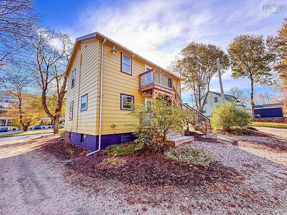 180 Dufferin Street, Bridgewater, NS