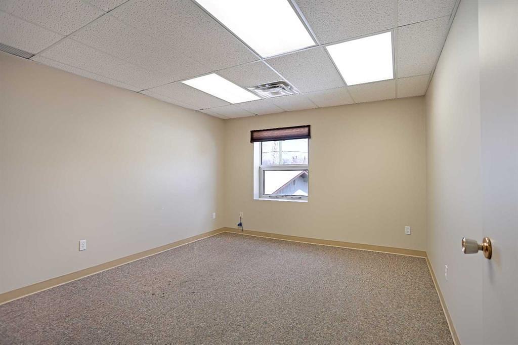 120 1st Avenue East, Brooks, AB