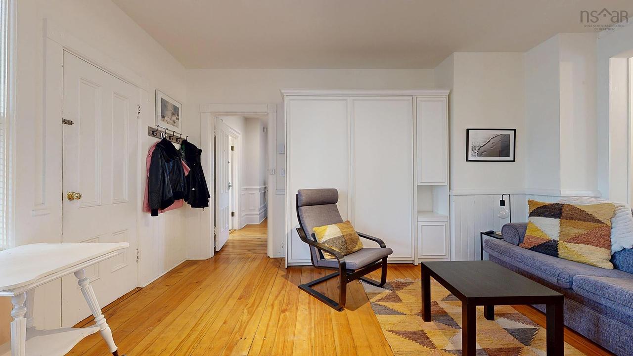558 Main Street, Mahone Bay, NS