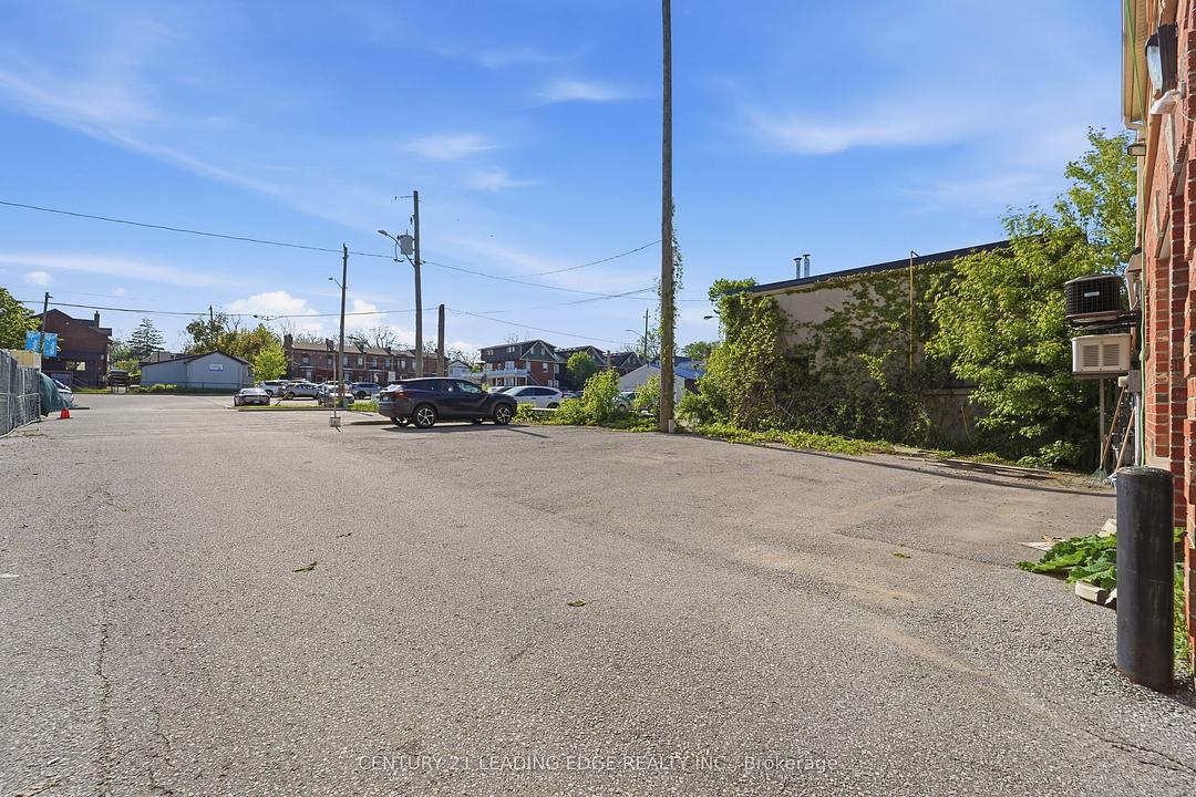 128 Brock Street North, Whitby, ON
