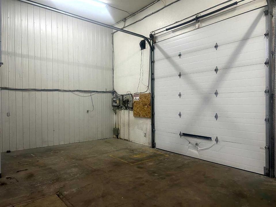 2 - 5702 50 Avenue, Lloydminster, AB