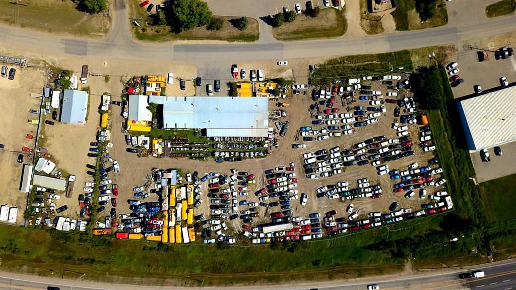 2 Industrial Drive, Sylvan Lake, AB