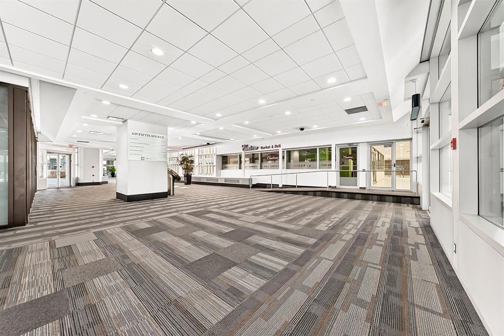 910 - 634 6 Avenue Southwest, Calgary, AB