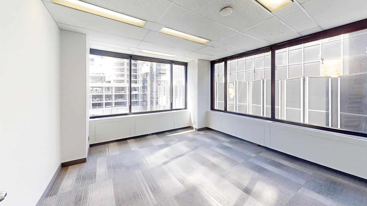 1506 - 180 Dundas Street West, Toronto, ON
