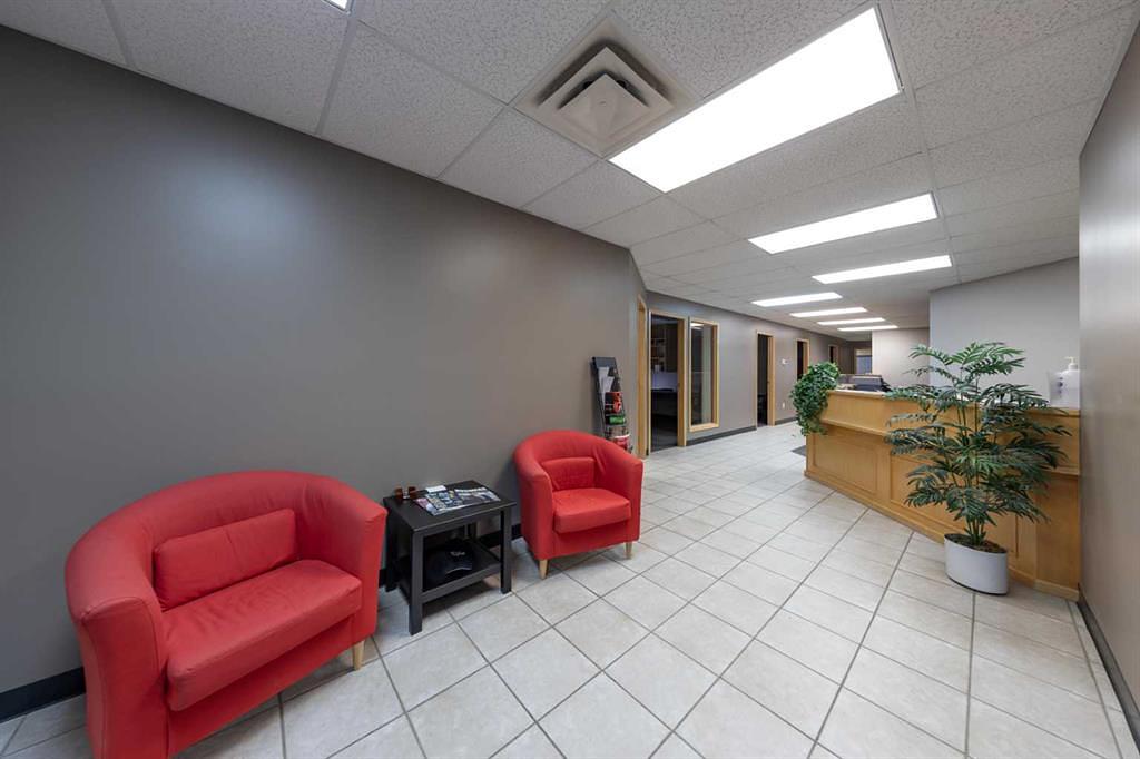 5912 50 Avenue, Lloydminster, AB