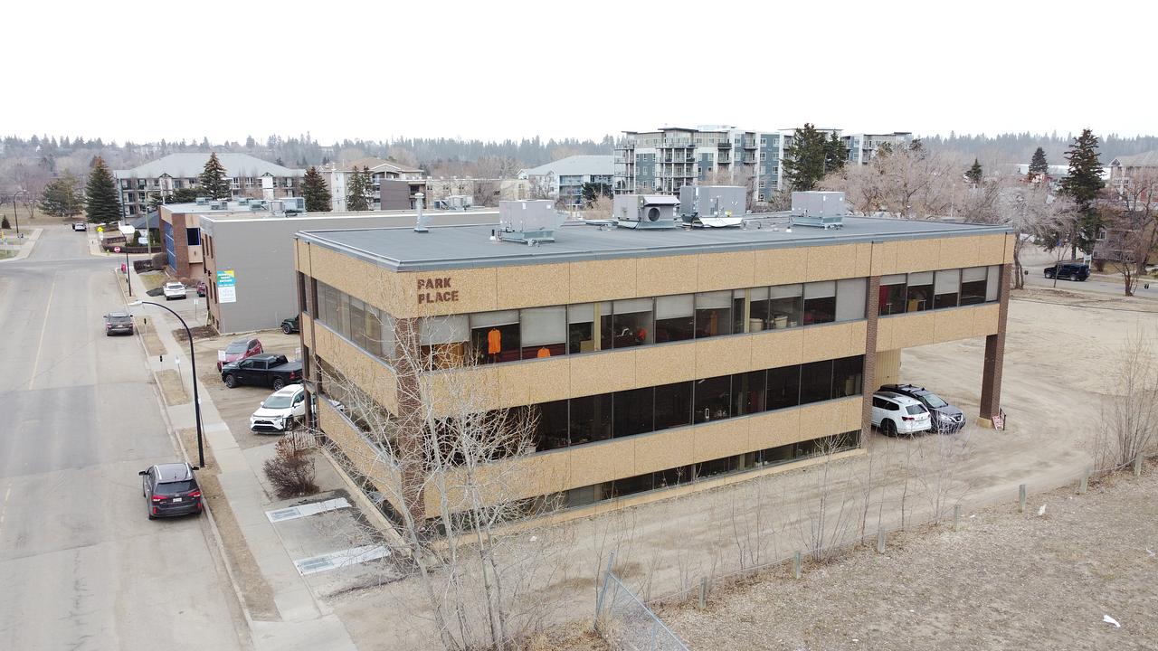 4825 47 Street, Red Deer, AB
