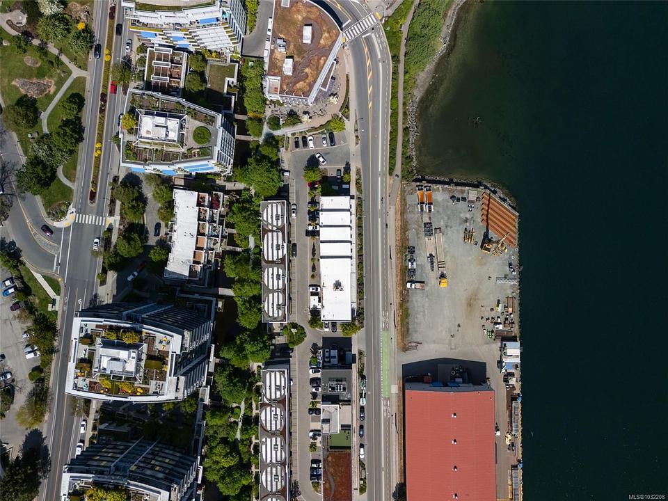 300-305 - 388 Harbour Road, Victoria, BC