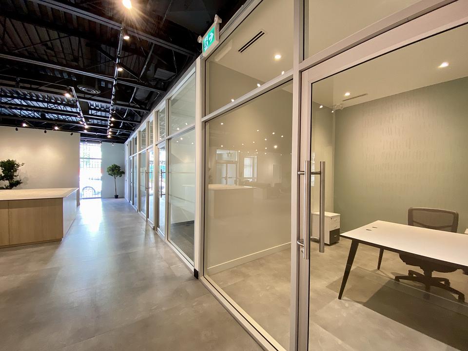 Main - 2700 Kingsway, Vancouver, BC