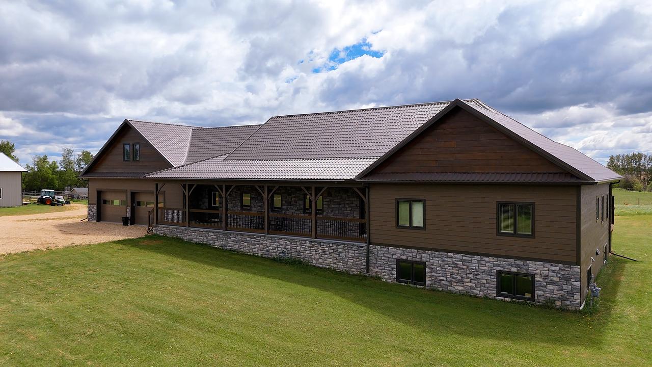 26517 Township Road 584, Pickardville, AB
