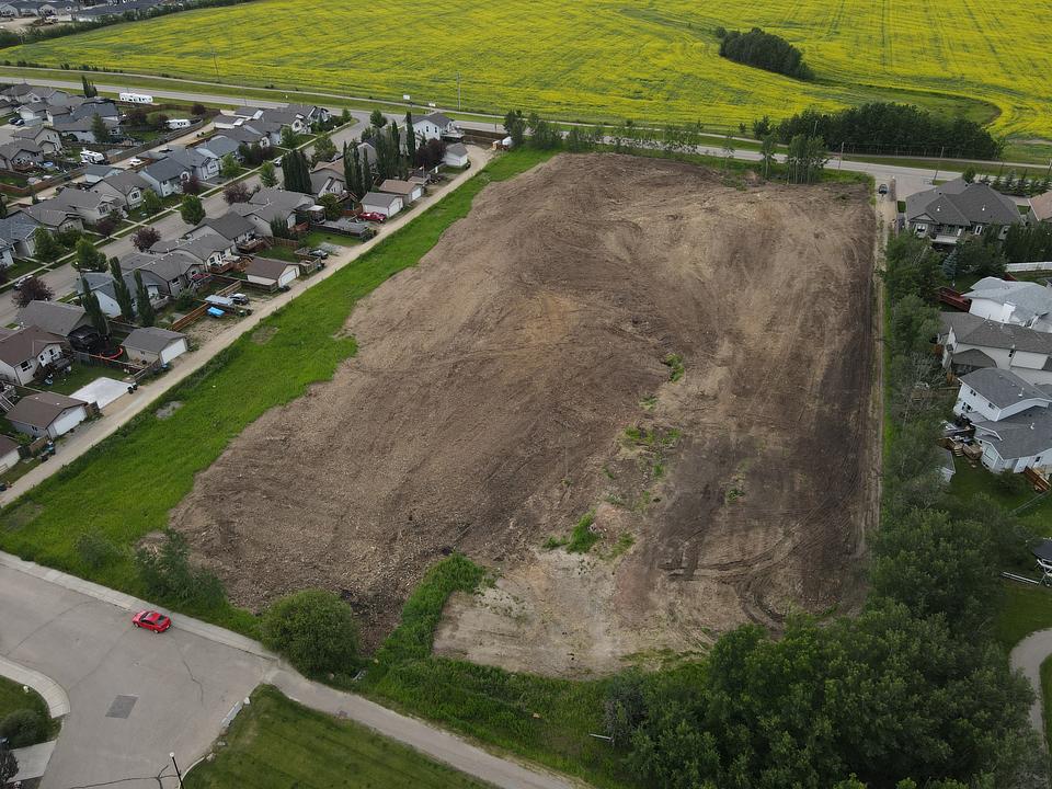 5250 Windward Place, Sylvan Lake, AB