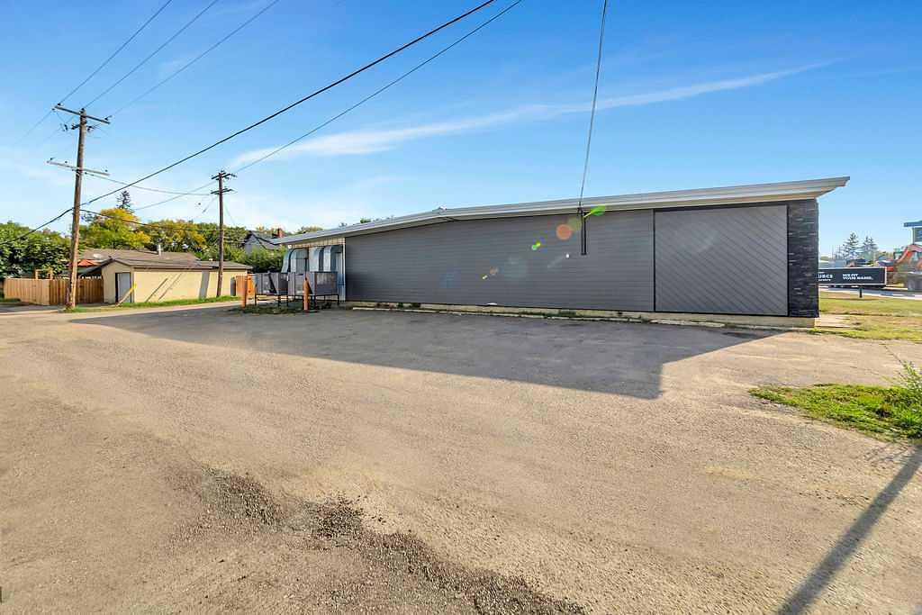 4818 44 Street, Lloydminster, SK