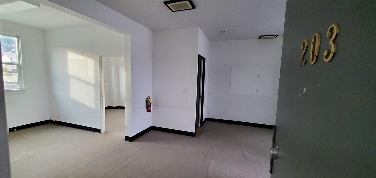 202-203 - 1828 W Broadway, Vancouver, BC