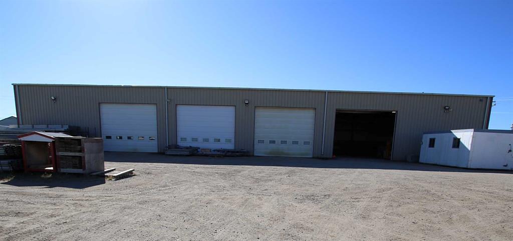 175 Pine Street, Red Deer County, AB