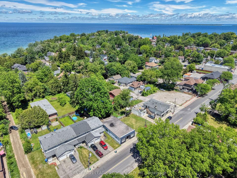 916 Lake Drive East, Georgina, ON
