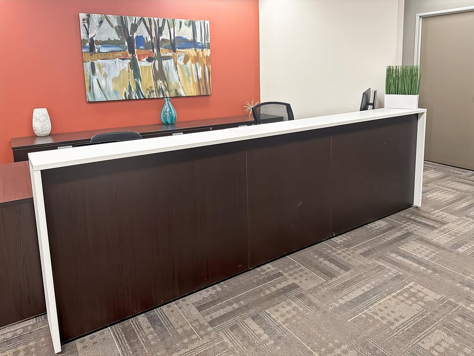 200 & 300 - 300-116 Albert Street, Ottawa, ON