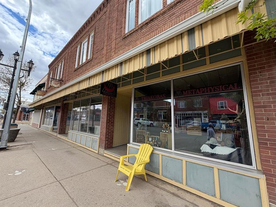 80 3 Avenue East, Drumheller, AB